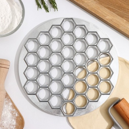 Form for sculpting dumplings of the share, d = 25 cm, 37 cells-1