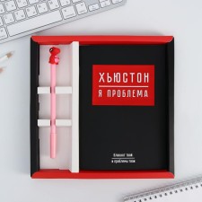 Set of notebook with a pen 