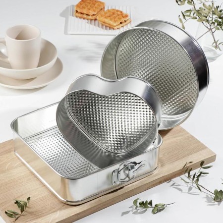 A set of baking forms “Square, Heart, Circle”, 3 objects, removable bottom