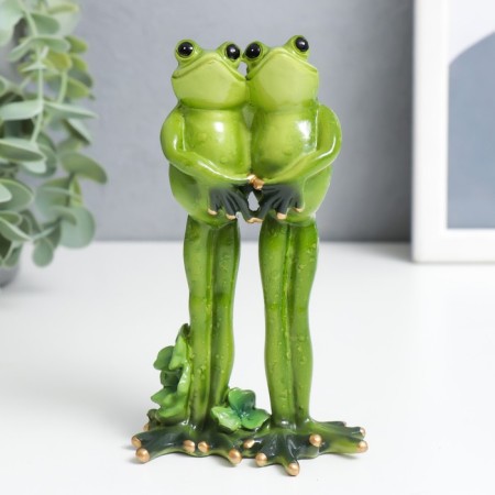 Souvenir Polystone "Frogs in the arms" 5x7.5x13.7 cm