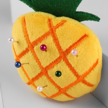 A needleman with a loop "pineapple", 6.5 × 6.5 × 3 cm, yellow color-2