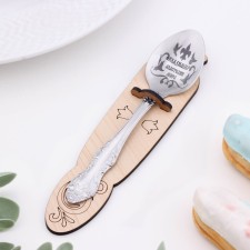 A spoon is registered, tea, with an engraving 