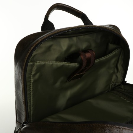 City backpack made of genuine leather with lightning, igermann, green color-3