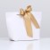 Gift package with a ribbon of 19 x 20 x 9 cm "White"