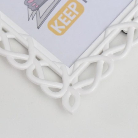 Photo frame 10x15 cm plastic L-7 white (plastic screen)-1