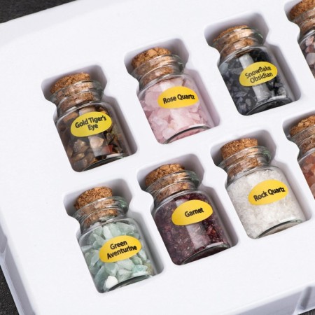 Crystal collection in a jar, 9 jars, 17.5x13 cm-3