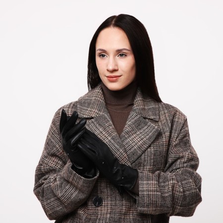 Gloves are female, dimensionless, with insulation, black color-3
