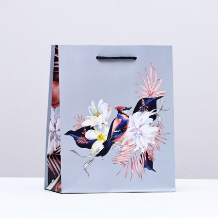 Gift package "Bird in flowers", 18 x 22.3 x 10 cm
