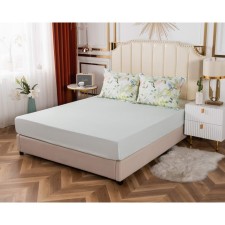 A sheet with pillowcases 