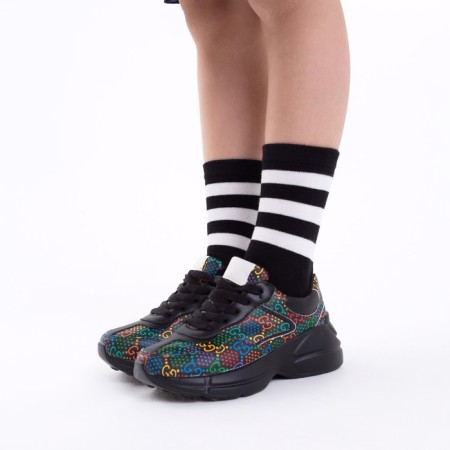 Golphs children, black color with white stripes, size 18-20-2
