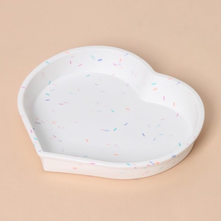 Baking uniform Konfinetta "Heart", silicone, 25 × 23 × 3.5 cm (internal dimensions 23 × 21 × 3.5 cm), white color-4