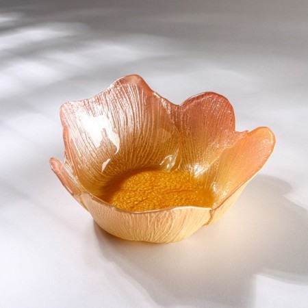 Serving dish "pink lotus", d = 16 cm