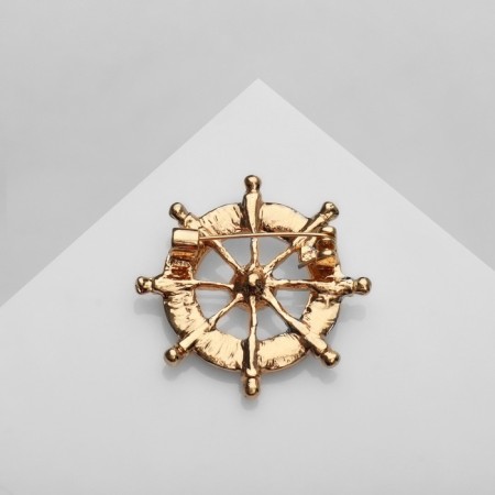 Apartment "helm", white color in gold-2