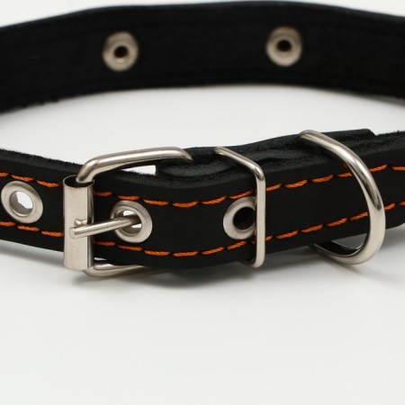Collar of a leather reflective butterfly on a synthetic winterizer butterfly, 45 x 2 cm, Osh 25-35 cm, black-2