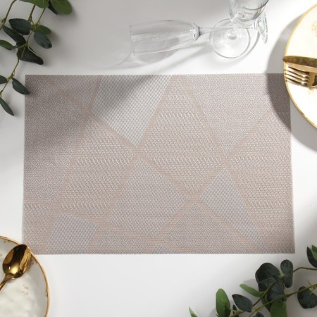 Napkin on the table of the share, centered, 45*30cm