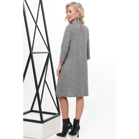 Female dress "especially relevant", size 44-7