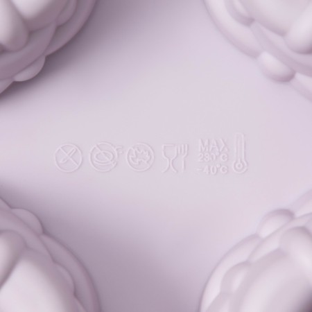 The form for baking the share "German cupcake. Basket ”, silicone, 31 × 21 × 3.5 cm, 6 cells d = 9.1 cm, lilac color-5