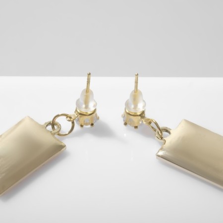 Emall earrings "cards" peaks, black and white color in gold-1