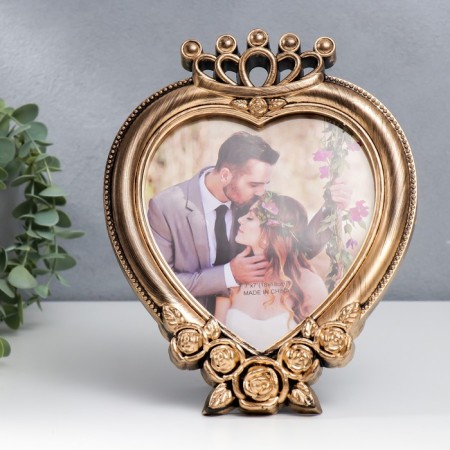 Photo frame plastic 18x18 cm "Heart with roses and crown" Dark gold 25x20 cm
