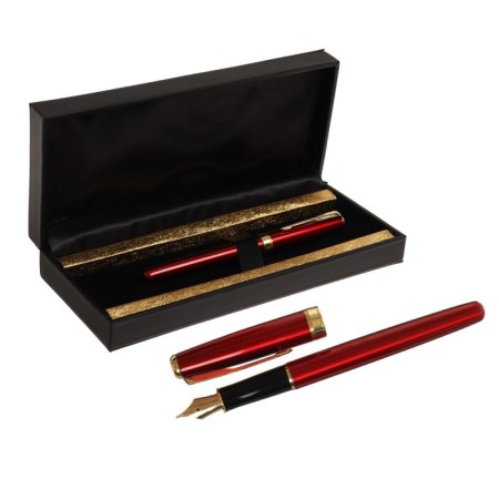 Gift feathers in the leatherette case PB S, brick body with gold