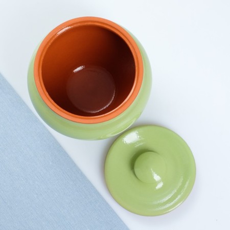 A hot pot with a Vyatka lid 0.9l, green-2