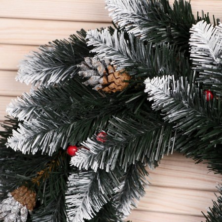 New Year's Wreath "Interior Snow White" cone silver + berry 40 cm-1