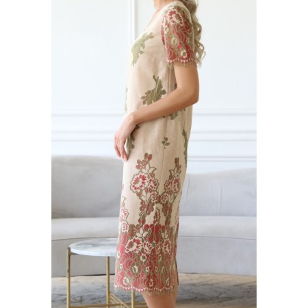 Women's dress, size 42, beige color, red-9