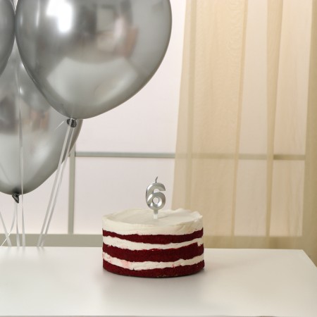 Set of candle in cake + 5 balls, number 6, silver-1