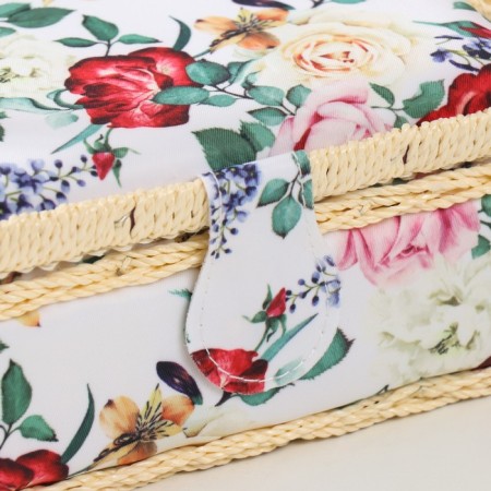 Casket for needlework "Garden flowers" 18x12x9.5 cm-1