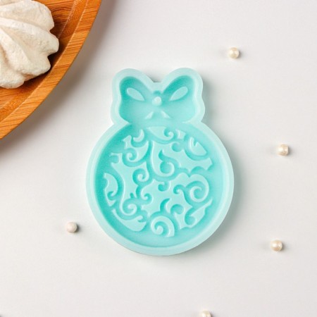 Silicone Mold "Christmas Ball", 8 × 6 × 0.8 cm, the color is turquoise-1