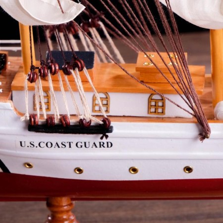 The ship souvenir "conductor", 3 masts, white side, black stand, white sails-6