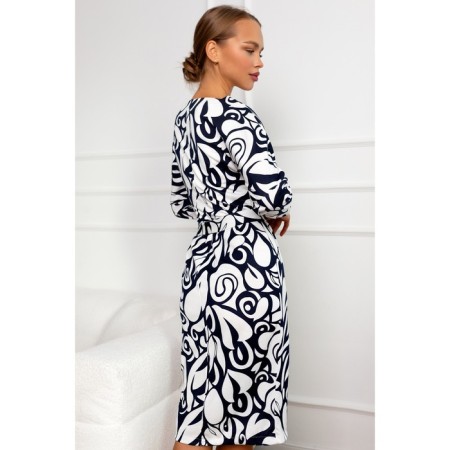 Women's dress, size 42-4