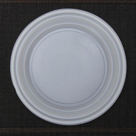 A set of disposable plates "All on a picnic", d = 17 cm, 6 pcs, white-1