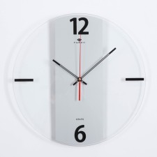 Watching clock, series: interior, 