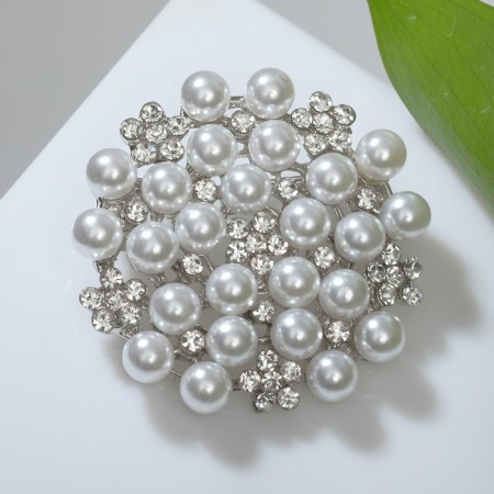 Brooch "Flower" Pearl placket, white color in silver