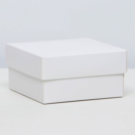 The box is folding, the lid is, white, 10 x 10 x 5 cm