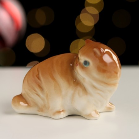 Souvenir "Standing Persian Cat", 5.5x5x4.5 cm, porcelain-1