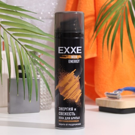 Shaving foam UFC X Exxe Carbon Hit, with angle, 200 ml