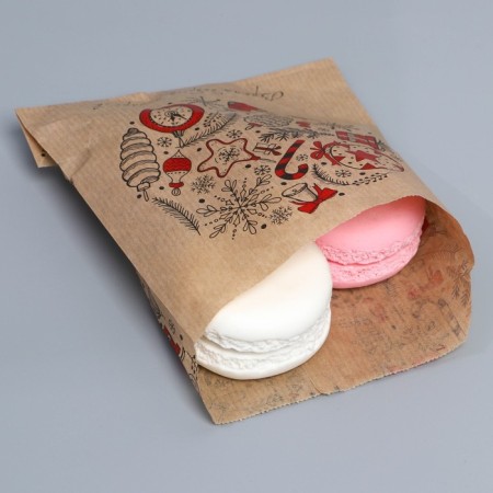 Pack package package, crafting, V-shaped bottom “Time of good gifts”, 16.8 x 13.5 x 5.5 cm, New Year-2