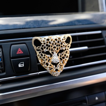 Decoration to the car deflector, leopard-1