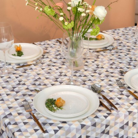 GPECT ETICE "Triangles" 110x149 cm, 80% HL, 20% PE, satin 110 g/m2-2