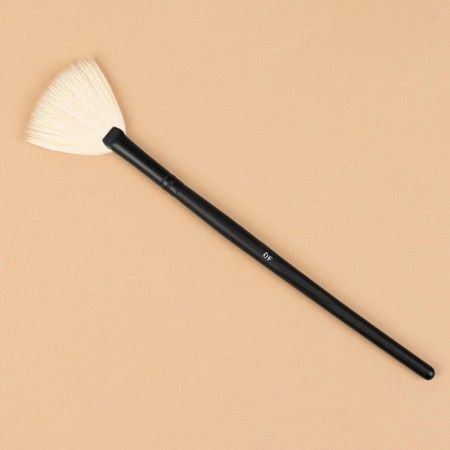 Premium Brush makeup, fan, in a case, 20 cm, black color-1