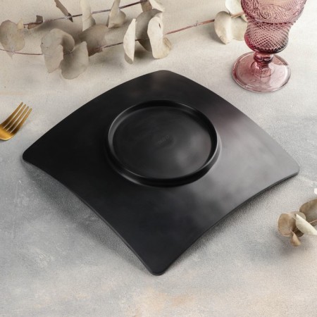 The Black East dish, 25 × 25 × 5 cm, black color-2