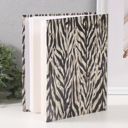 Photo album for 200 photos 10x15 cm, plastic. Sheets "Animal Print" Skins 1-2