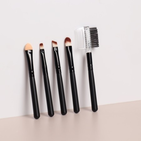 A set of makeup brushes, 5 items, PVC chech, black matte color-2