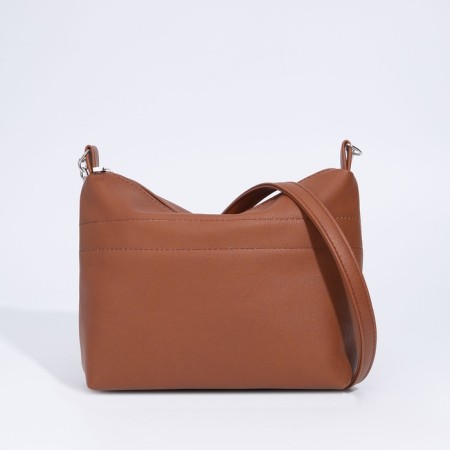 Bag Cross-Bodi with a zipper, the color is red
