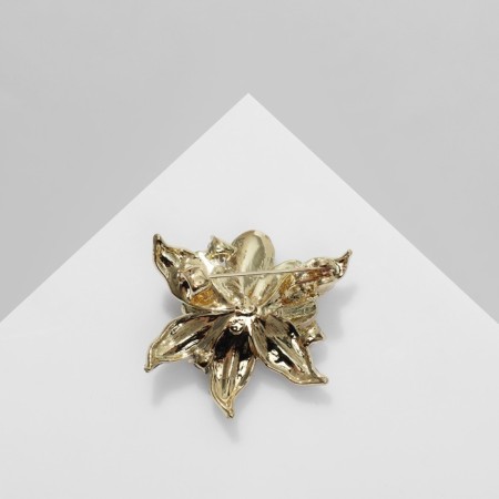 Brooch "Flower" gradient, colored in gold-2