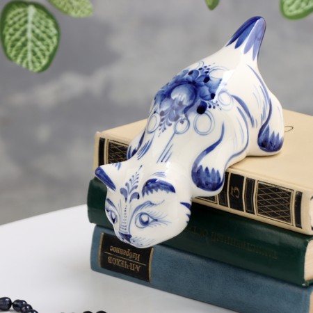 Souvenir "Cat Sonya hanging", gzhel, porcelain, 8x16 cm