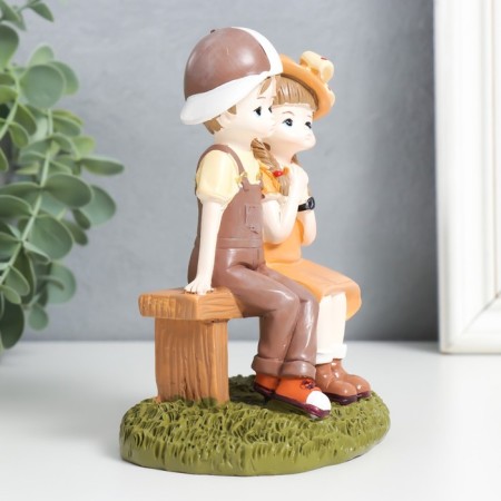 Souvenir Polystone "Boy and girl on the bench" MIX 7x10.3x14.5 cm-2