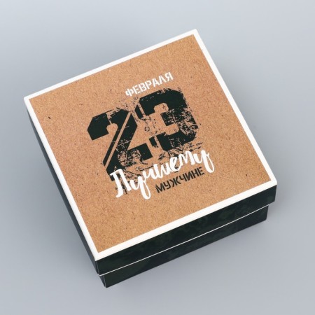 The box is folding, the lid is, “to the best man”, 10 x 10 x 5 cm without a window-2